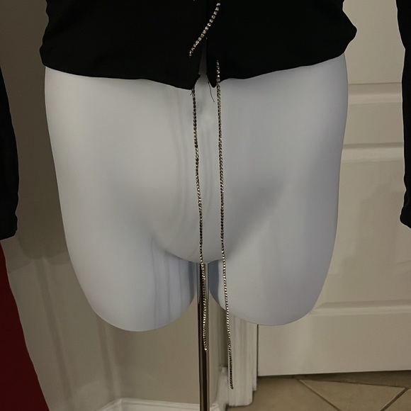 Cute Crop with Rhinestone Closure - Picture 3 of 7